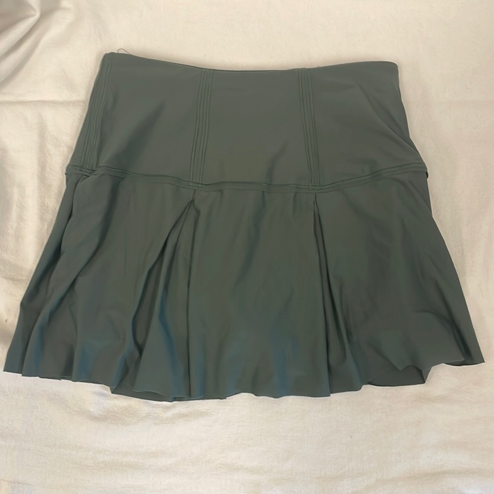 LuluLemon skort